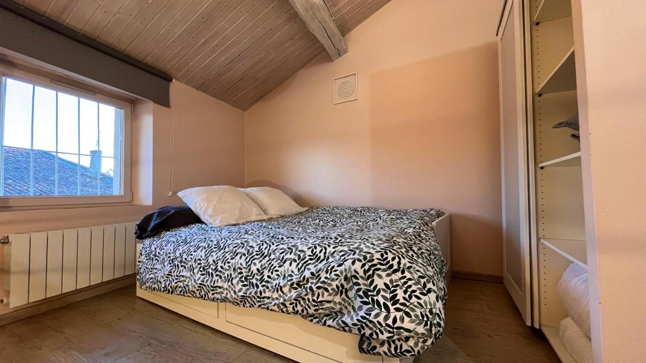 Le D Eugenie Apartment